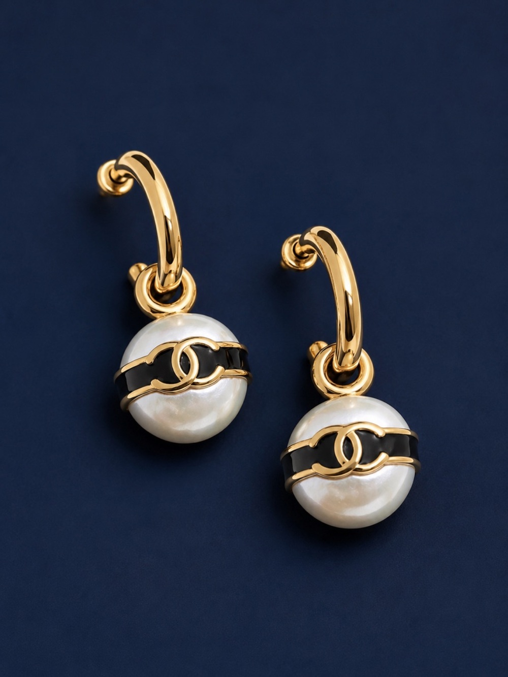 🔥CHANEL Pearl Drop Earrings